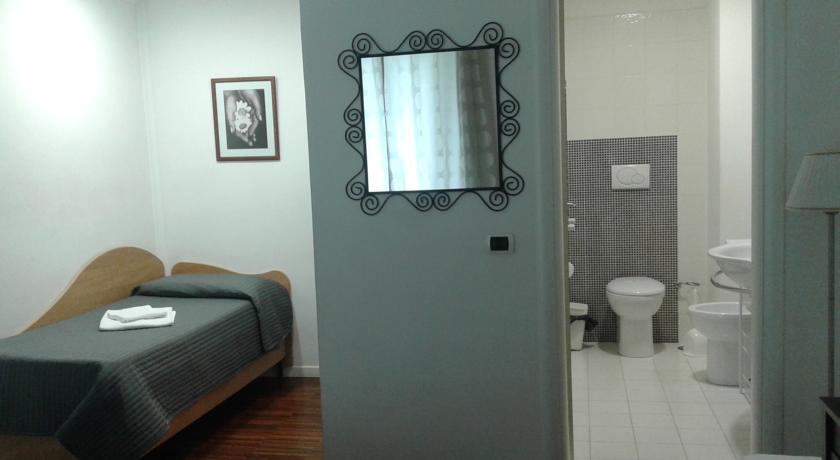 The Pope'S Window Hotel Rome Kamer foto